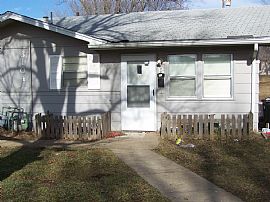 3 BEDROOM DUPLEX IN GRANDVIEW HALF OFF 1 in Grandview, MO