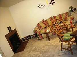 Quiet, great design, 700sqft, only $609! in Huntsville, TX (Photo 1 of 2)