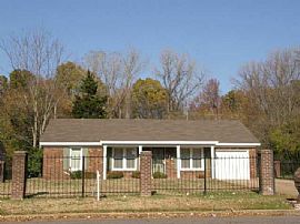 Great Home in Whitehaven-152 Stoneham! in Memphis, TN