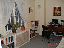 Avail 5/1. Immaculate updated sunny 3 BR in Pawtucket, RI (Photo 4 of 5)