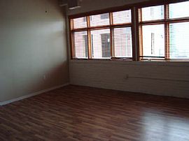 Beautiful Loft Apartment ONE MONTH FREE in Lansing, MI (Photo 3 of 5)