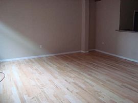 Beautiful Loft Apartment ONE MONTH FREE in Lansing, MI (Photo 4 of 5)