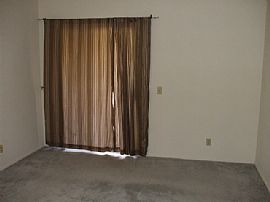 Spacious Townhouse Available Now in Yorba Linda, CA (Photo 2 of 6)