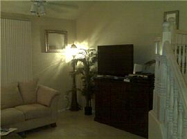 Adorable 2 bedroom, 2 bath townhouse in Chandler, AZ (Photo 3 of 4)