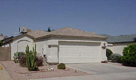 $1050/3br-2bath:1300sqft Available May 3 in Glendale, AZ