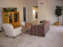 $1050/3br-2bath:1300sqft Available May 3 in Glendale, AZ (Photo 4 of 6)