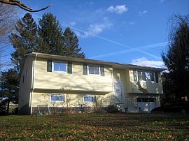 clean & cozy in Cortlandt Manor, NY