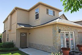 Premiere luxury town home community  in Olathe, KS (Photo 6 of 6)