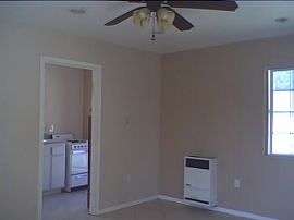 NEW LARGE SINGLE/STUDIO, BILLS INCLUDED in Bixby Knolls, CA