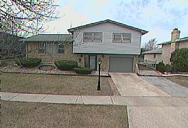 Beautiful Lynwood Home-Great Neighborhd in Lynwood, IL