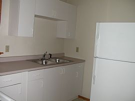 TWO BDRM. Walk to MALDEN CENTER Train in Malden, MA (Photo 5 of 6)