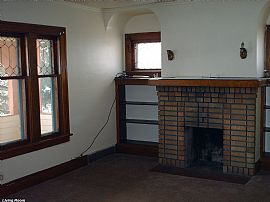 Nice 2 Bedroom Upstairs Shaker Heights. in Shaker Heights, OH