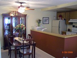 Mission Valley Large Luxuary Condo in San Diego, CA (Photo 4 of 6)