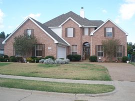 Large 5 Bedroom Lakefront Home on Lake Ray Hubbard in Rowlett, TX