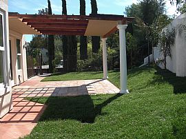 LUXURIOUS 6+BDS HOME in Woodland Hills, CA (Photo 2 of 6)