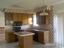 Exceptionally Beatutiful Home in Waldorf, MD (Photo 5 of 6)