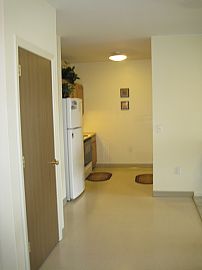 Immaculate Spacious Condo in Nashua, NH (Photo 6 of 6)