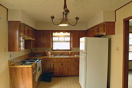 Duplex Available in College Station, TX (Photo 3 of 3)