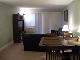2 Bedroom Apt in quiet complex in Wallingford, CT
