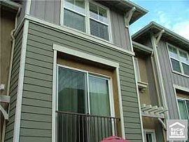 TORRANCE 2005 3 BR Luxury Townhome in Torrance, CA (Photo 2 of 3)