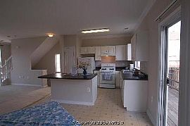 2 Bedrooms and 2 Bathrooms in Ashburn, VA (Photo 2 of 6)