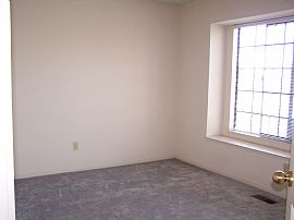 Antioch Corner Home in Antioch, CA (Photo 5 of 6)