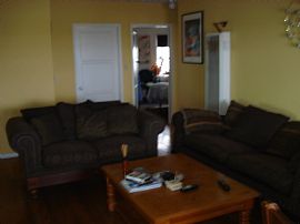 Very nice one bedroom in a 2/1 home in Hermosa Beach, CA (Photo 2 of 3)
