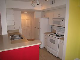 Beutiful Condo in Naples, FL (Photo 1 of 6)