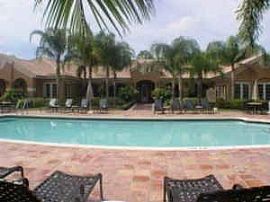 Beutiful Condo in Naples, FL (Photo 4 of 6)