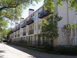 Luxurious Midrise Condo in Houston, TX