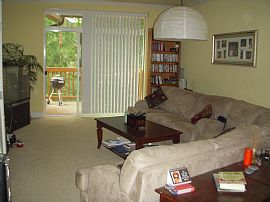 HUGE 3 story, two bedroom, plus bonus in Kenmore, WA