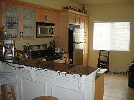 HUGE 3 story, two bedroom, plus bonus in Kenmore, WA (Photo 4 of 4)