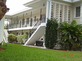 Downtown Apartment in Historic Old North in Saint Petersburg, FL