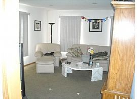 4 Bedroom 2.5 Bath home for rent in Yorkville, IL (Photo 3 of 6)