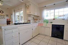 ENCINO HILLS HOME MINUTES FROM WESTSIDE  in Encino, CA (Photo 3 of 5)