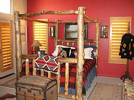 Fantastic SantaFe Style Home in La Quinta, CA (Photo 4 of 5)