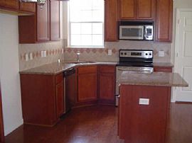 3BR Townhome for Rent in Coppell in Coppell, TX (Photo 2 of 4)