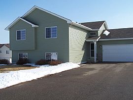 Nice Single Family Home  in Hampton, MN