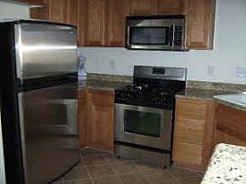 Fabulous Dual Master Condo in Henderson, NV (Photo 2 of 4)