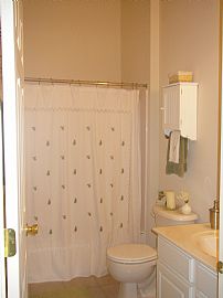 Private Bedroom and Bath in Townhome in Philadelphia, PA (Photo 1 of 4)