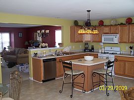 Spacious End Unit Townhouse in Durham, NC (Photo 3 of 5)