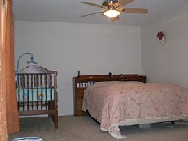 2BR /2.5BATH TOWNHOUSE WITH GARAGE in Somerset, NJ (Photo 3 of 4)