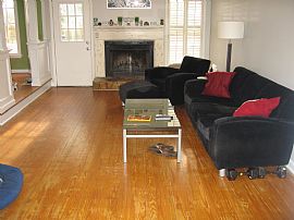 Beautiful 3 BD/2.5 BA in Snee Farm! in Mount Pleasant, SC (Photo 3 of 6)