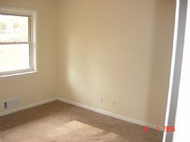 Nice 3 bedroom ranch, HW floors, family  in Decatur, GA (Photo 2 of 6)