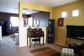 3 bed 2.5 bath in gated community in Phoenix, AZ (Photo 1 of 4)