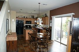 3 bed 2.5 bath in gated community in Phoenix, AZ (Photo 3 of 4)