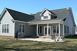 Beautiful 4BR single family home in Ayden, NC (Photo 3 of 5)
