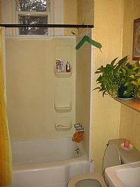 One bdrm apartment- All Utilities includ in Pittsburgh, PA (Photo 5 of 6)