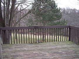 Spacious Bi-level House * Great Location in Uniontown, OH (Photo 2 of 6)