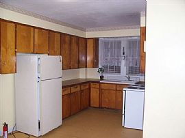 Large 1-Bedroom in the heart of Bath in Bath, ME (Photo 2 of 4)